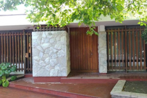 Casa residencial con excelentes terminaciones.
